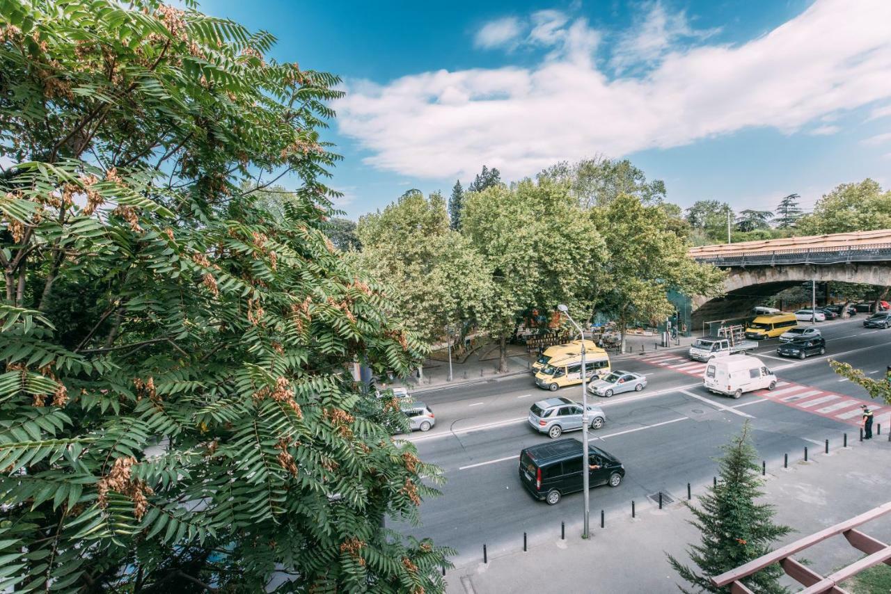 Atoneli Apartment Hotel Τυφλίδα Εξωτερικό φωτογραφία