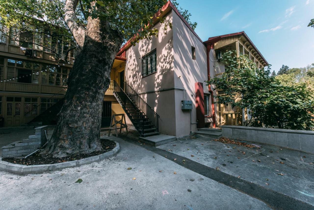 Atoneli Apartment Hotel Τυφλίδα Εξωτερικό φωτογραφία